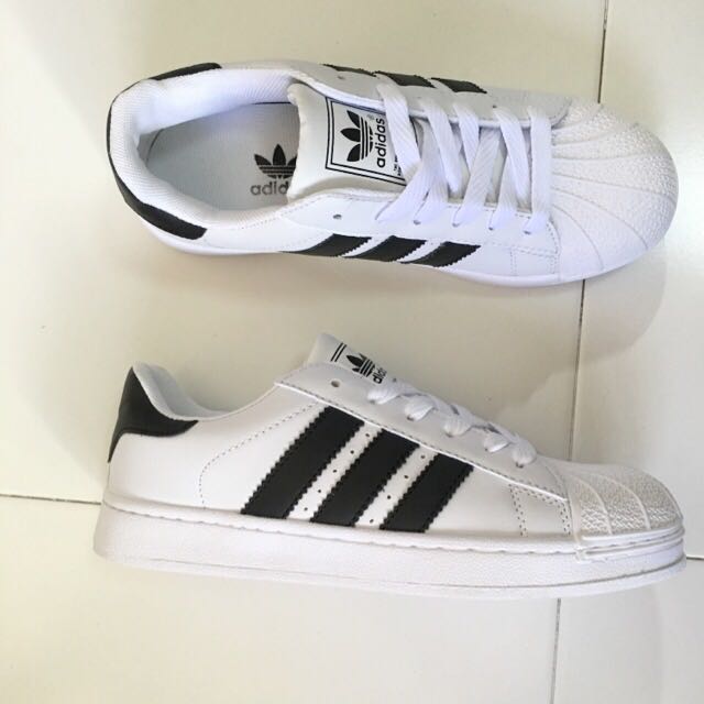 inspired/replica) Adidas Superstar Shoe 