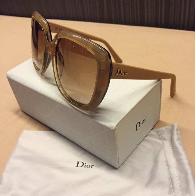 BN Authentic Dior Taffeta S1 Sunglasses Women s Fashion Watches Accessories Sunglasses Eyewear on Carousell
