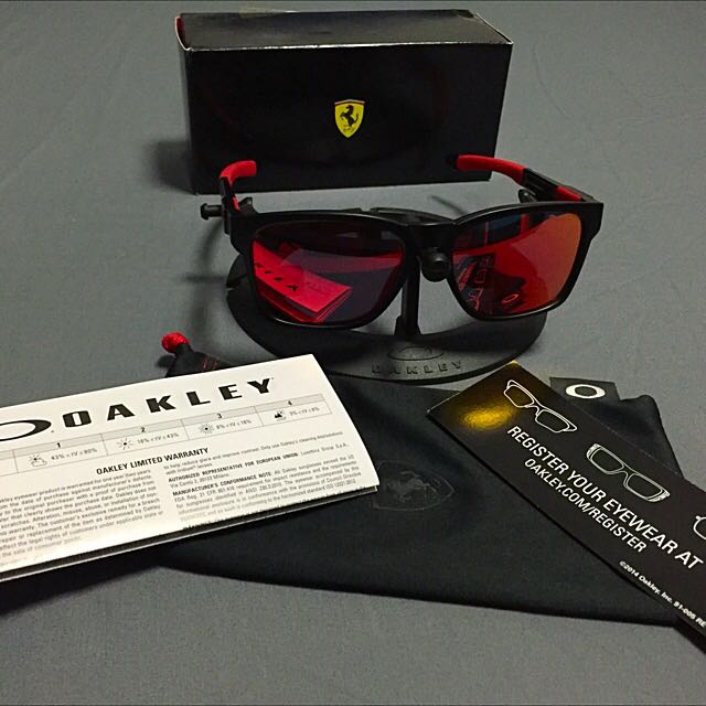 oakley catalyst ferrari