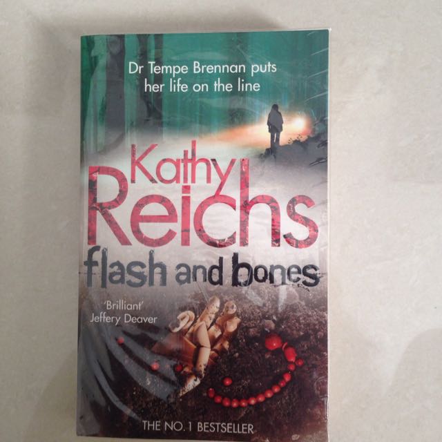 Flash And Bones By Kathy Reichs Books Stationery On Carousell