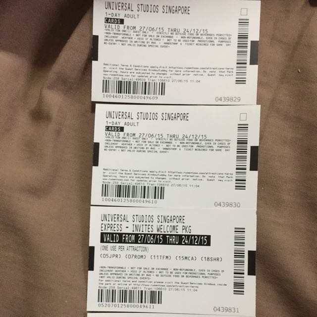 2 USS tickets until dec 24 + express pass, Tickets & Vouchers, Local