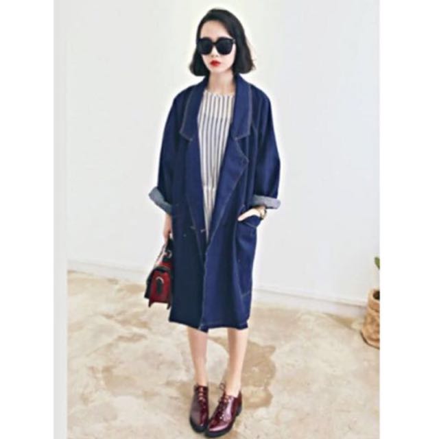 Seoul In Love KimHye Denim Coat, Women's Fashion, Coats, Jackets and Outerwear on Carousell