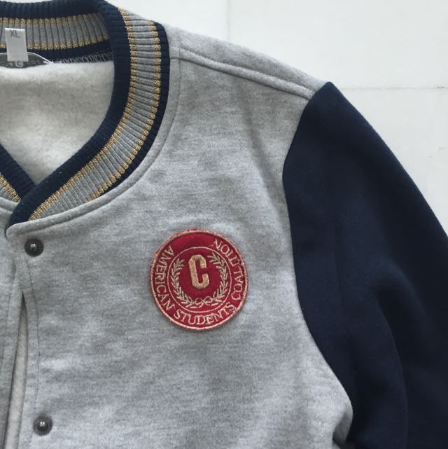 Cache Cache Baseball Jacket (Category: Coats, Jackets and Outerwear) located in Singapore. Submitted by _ptrcstc (Listing ID 37657789, Image 4). Description: .