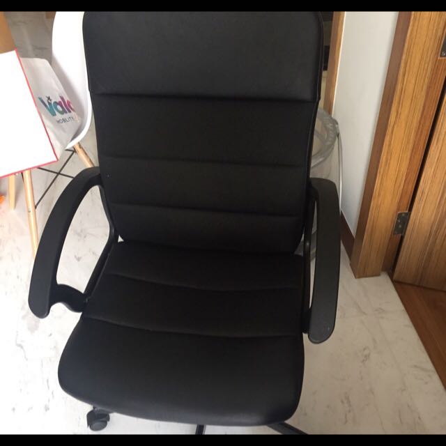Ikea fingal sale chair wheels