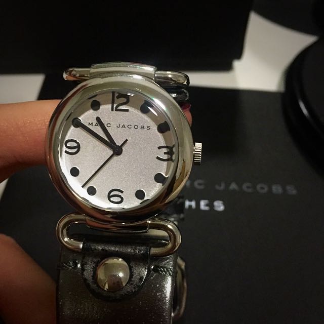 Rare Marc By Marc Jacobs MOLLY Watch Silver Leather Luxury Bags Wallets on Carousell
