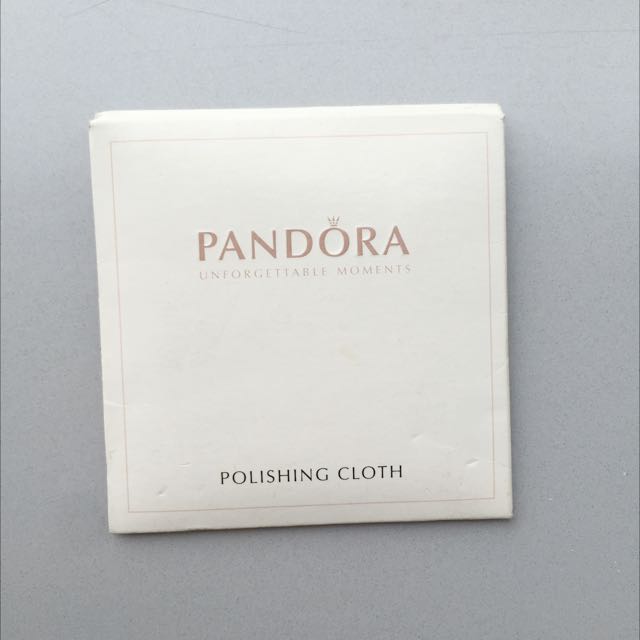 2 Pandora Polishing Cloth, Women's Fashion on Carousell