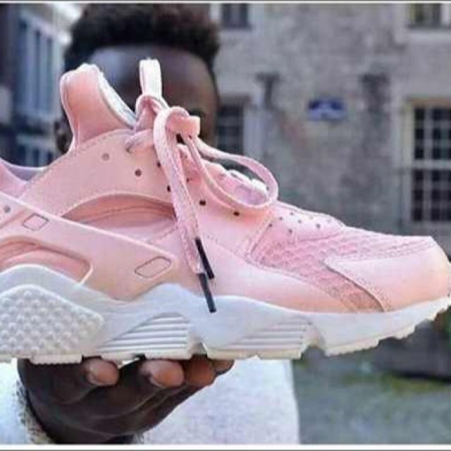 nike huarache baby pink