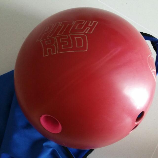 STORM @ PITCH RED Urethane Bowling Ball, Sports Equipment, Sports