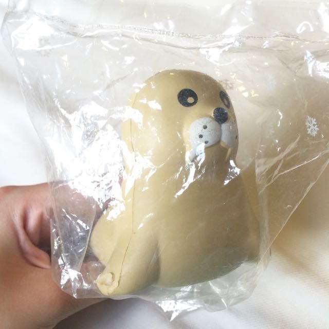 Walrus squishy 2025