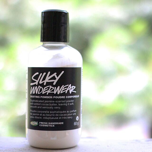 Lush Silky Underwear Dusting Powder, Health & Beauty on Carousell