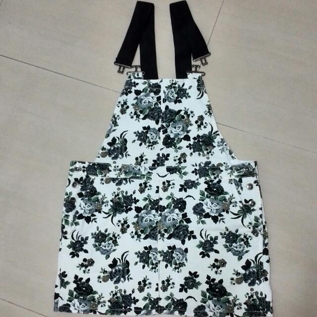 Forever 21 Overall Dress Romper Women S Fashion On Carousell