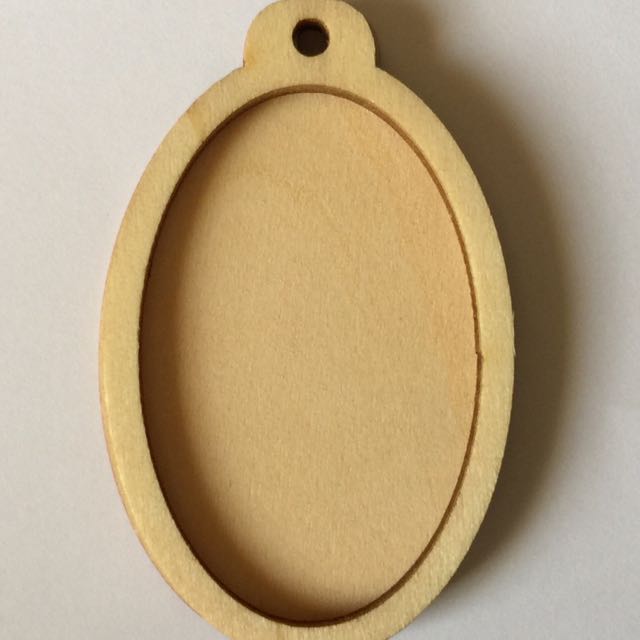 Small Wooden Frame Pendant Oval Design Craft Supplies Photo