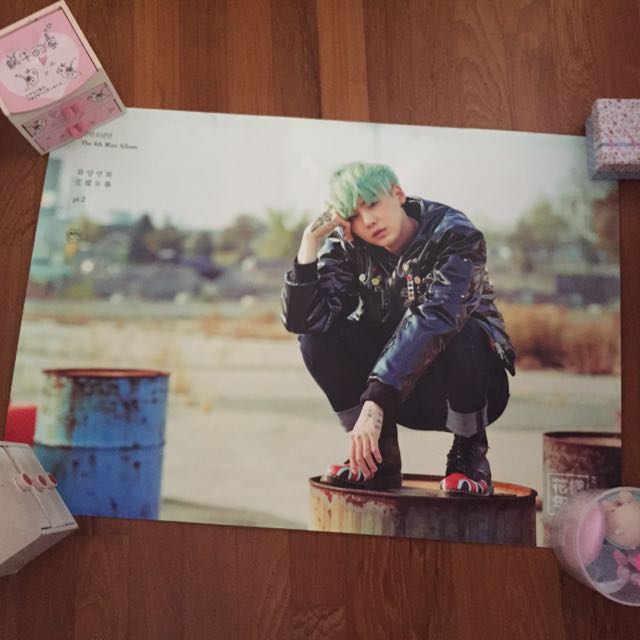 WTS/WTT BTS HYYH Pt2 Suga Poster, Entertainment, K-Wave ...
