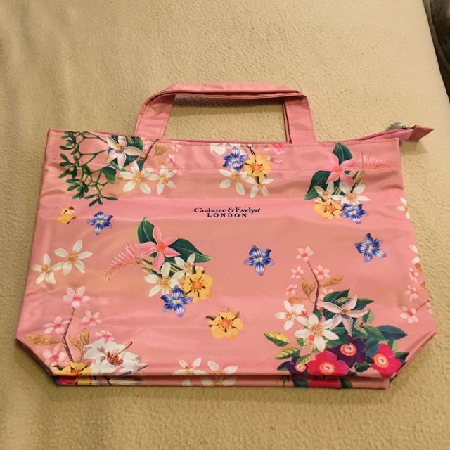 crabtree and evelyn bag