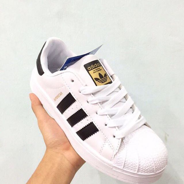 adidas superstar tag