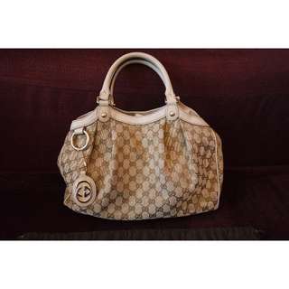 正品  GUCCI SUKEY 經典雙G吊飾緹花托特購物包 (駝/白邊)