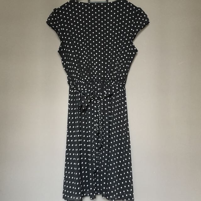 Dorothy Perkins Billie Blossom Petite Printed Dress Women s Fashion Tops Blouses on Carousell