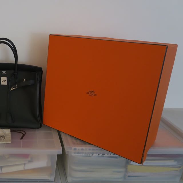 Hermès Black Birkin 35cm of Epsom Leather with Palladium Hardware