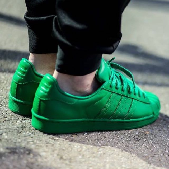 Adidas Pharrell Williams Green Sneakers, Men's Fashion, Footwear, Sneakers  on Carousell