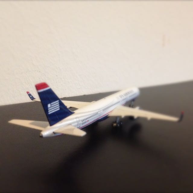 1:400 Model Plane, Everything Else on Carousell