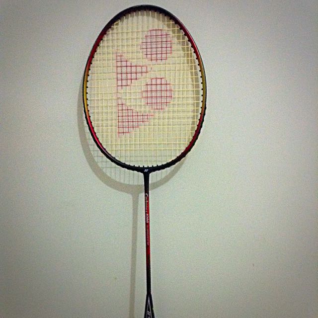 Yonex carbonex 8200 light price clearance