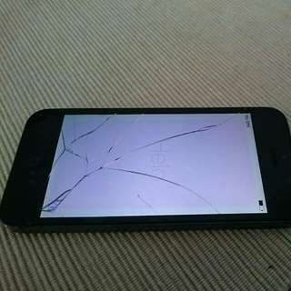 Broken Screen IPhone 5