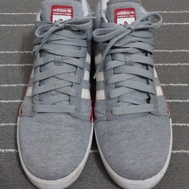 Adidas vulc mid hot sale