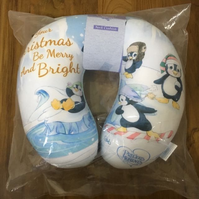 Bn Precious Moments Christmas Penguins Neck Roll Support Cushion