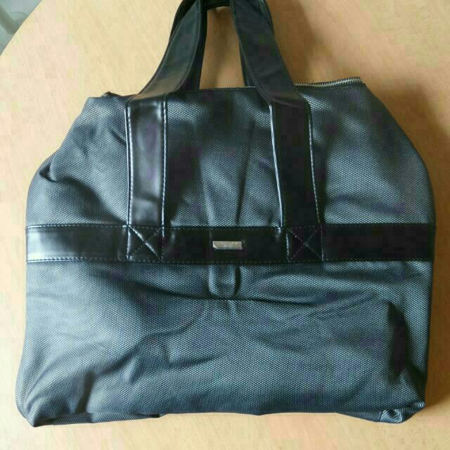 armani parfums bag