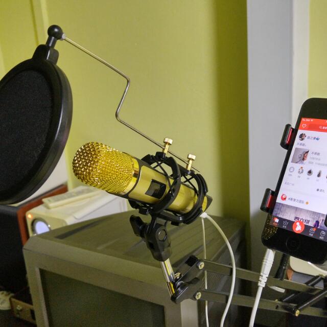 Recording Microphone For Apple And Android Smart Phones With Retractable Metal Cantilever Bracket Suitable For Smule And Å¨æ°kæ­ Electronics On Carousell