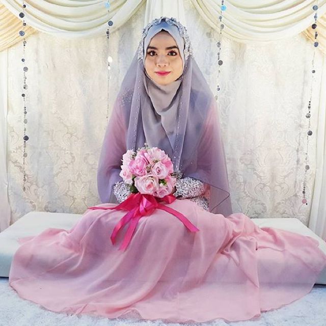  Sewa Baju Tunang  Nikah Muslimah Fashion on Carousell
