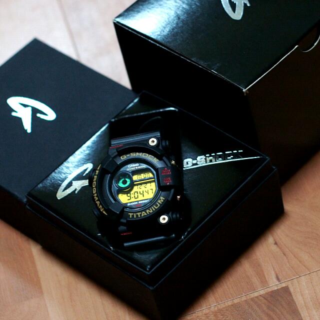 G Shock DW8201NT 1JR The 7th Frogman Mobile Phones Gadgets
