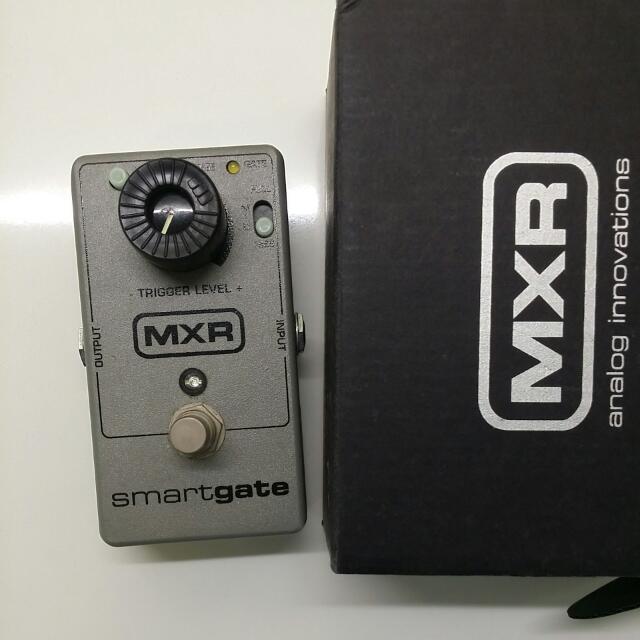 MXR M135 Smart Gate Noise Gate Guitar Effects Pedal, Hobbies & Toys