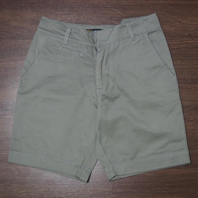 Grey Berms, Men's Fashion, Bottoms, Trousers on Carousell