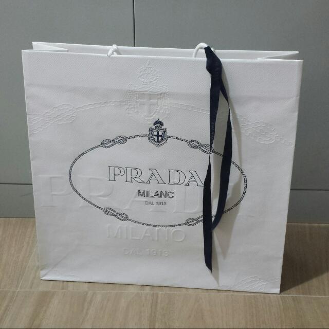 PRADA paper bag, Luxury on Carousell