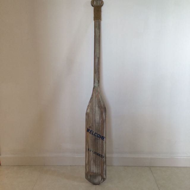 Nautical Theme Wooden Boat Paddle Decoration Design Breathing With The Atmosphere Of Salty Sea This Wooden Calico Jack S Decorative Pirate Rowing Oar W Hooks 36 Is A Tribute To John Rackham Or