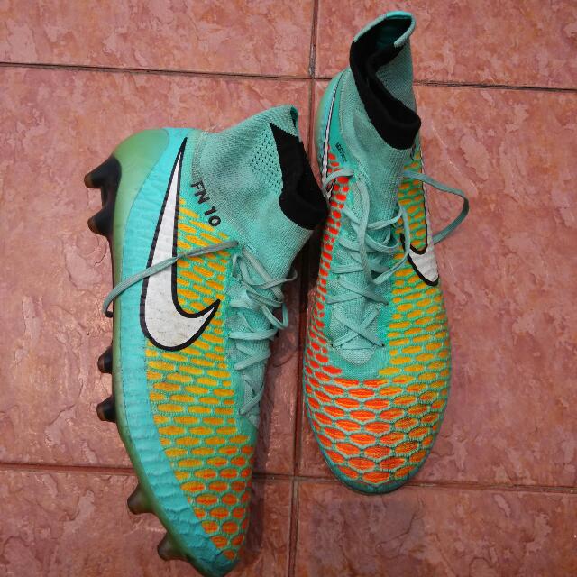 Nike magista obra discount fg mens football boots