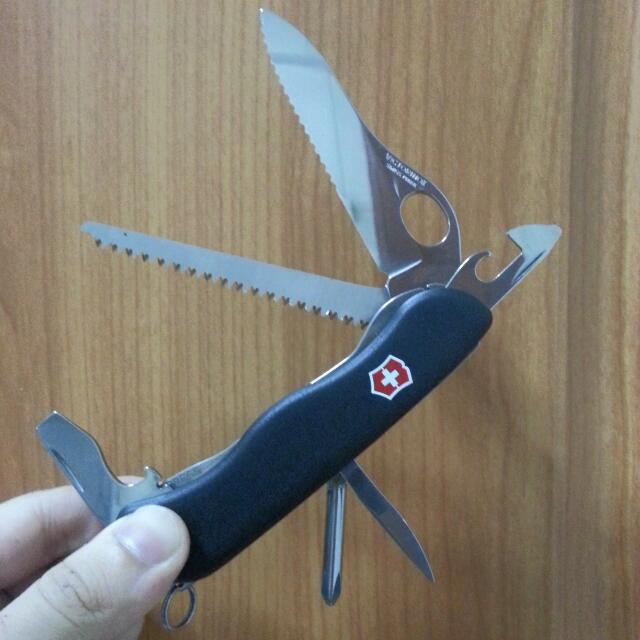 Victorinox One Hand Trekker Sports Equipment Exercise Fitness Cardio Fitness Machines on Carousell