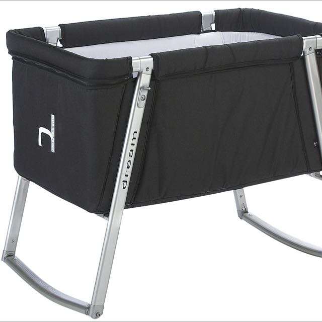 Babyhome deals dream cot