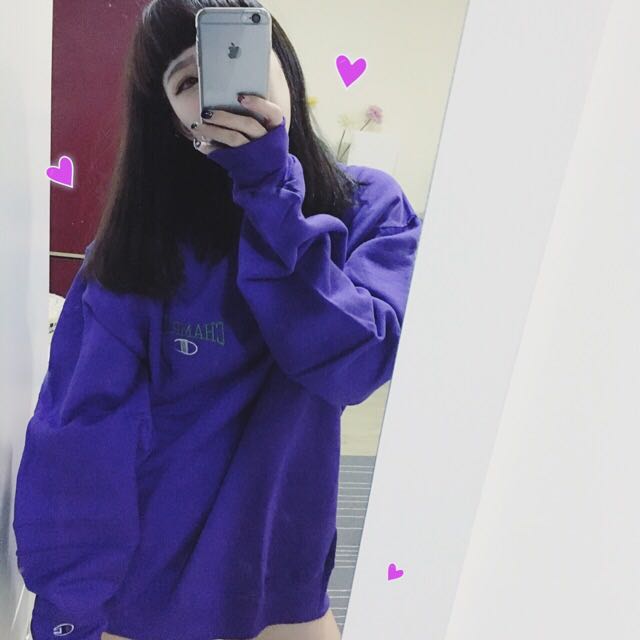 Champion紫色大學t 她的時尚在旋轉拍賣