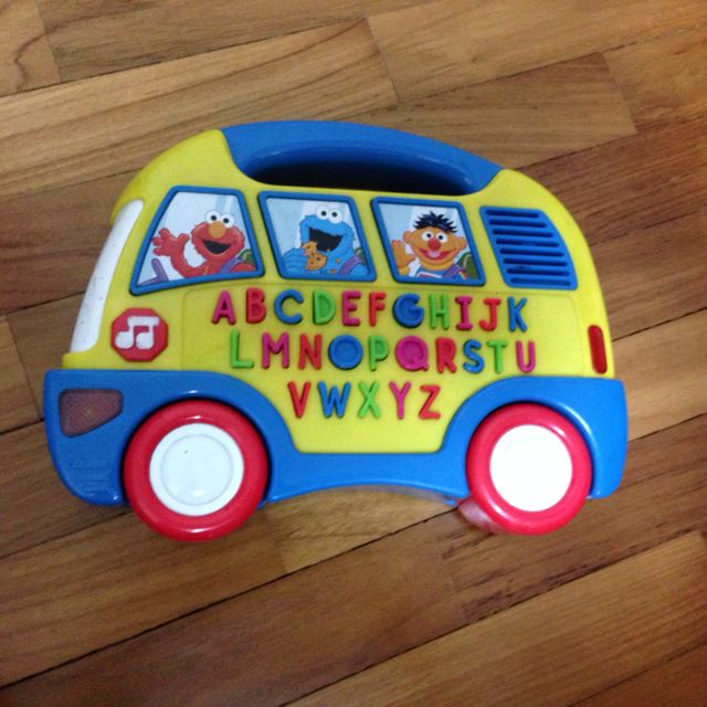 abc bus toy