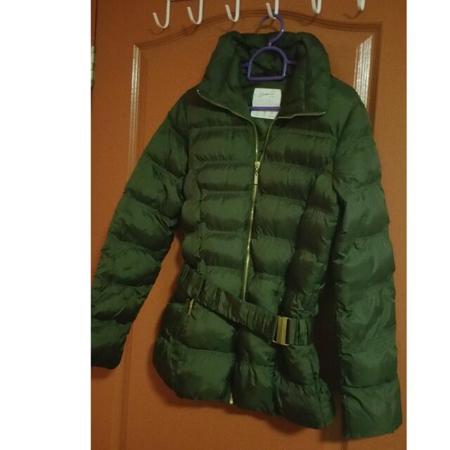 Winter Coat Preloved Women S Fashion On Carousell