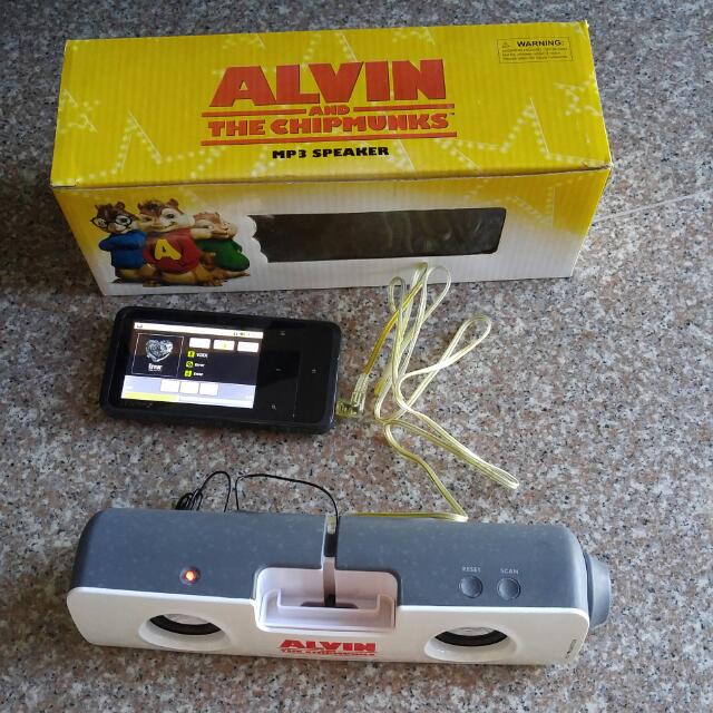 Free..!!)Alvin and The Chipmunks Mp3 Speaker & Radio Speaker Set. With Bookmark & Giant Poster