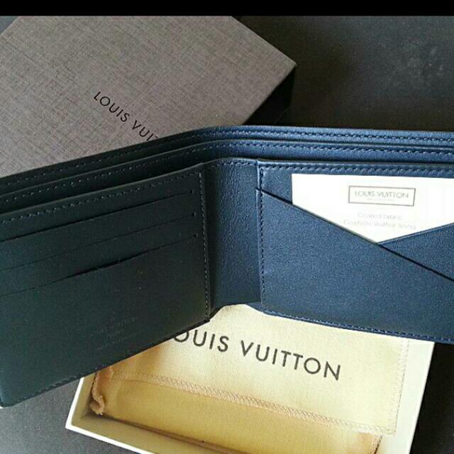 Authentic Louis Vuitton Damier Azur Mens Wallet 4in x 4in(CA2057)