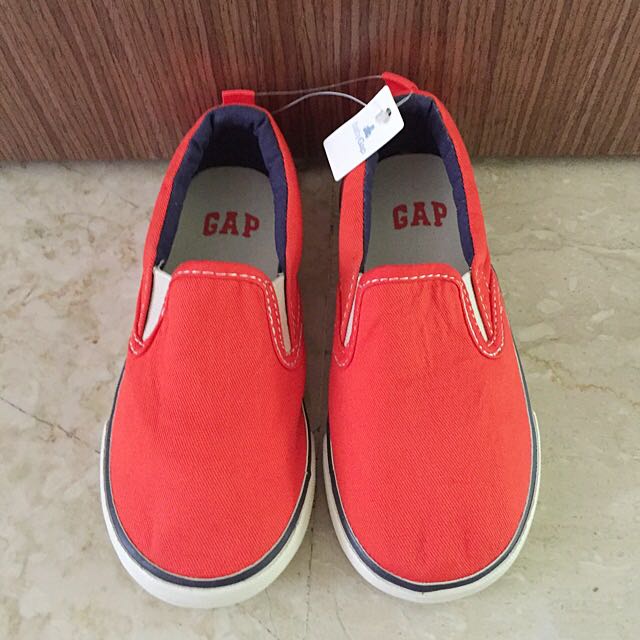 gap canvas shoes