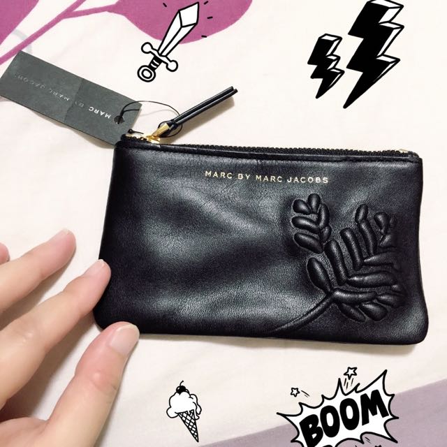 marc jacobs keychain wallet