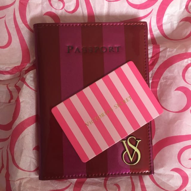 Authentic Victoria's Secret Passport Cover, Women's Fashion, Bags