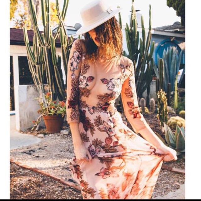 For love and lemons sierra maxi dress hot sale