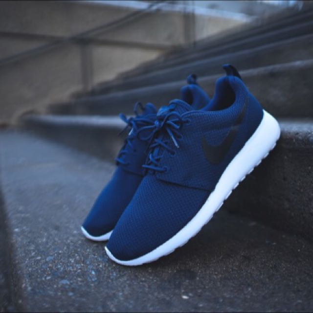 nike roshe run midnight navy