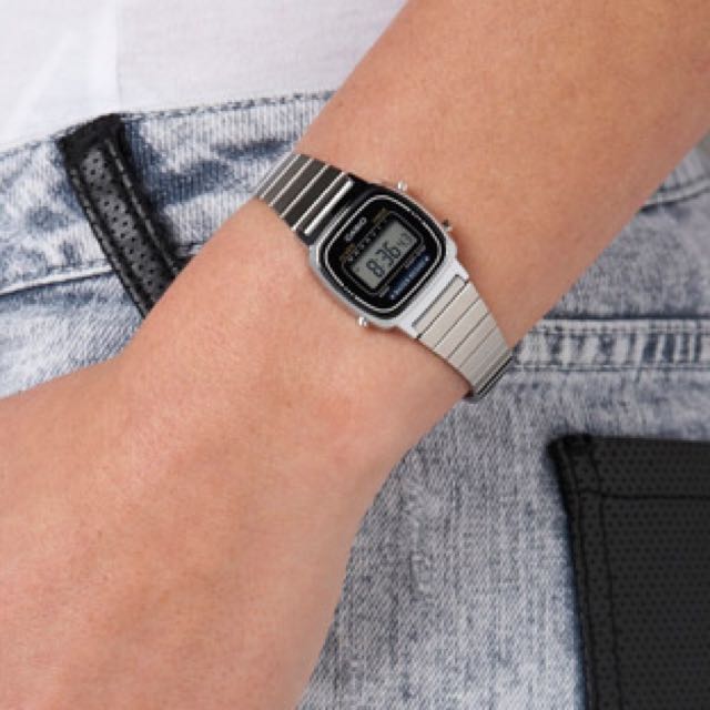 Casio women's la670wa outlet